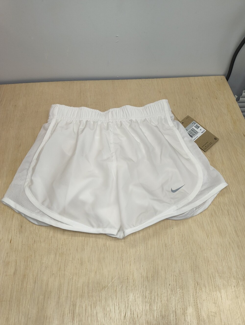 Dri-FIT Tempo‎ Running Shorts Womens White Lined Gym 831558-100 Size  XS
